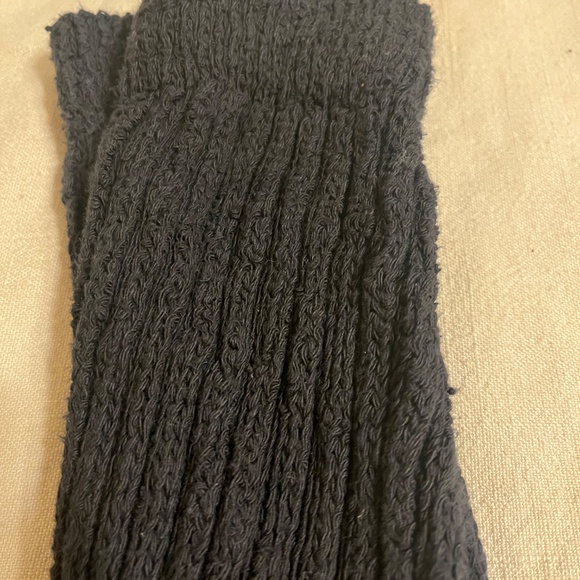 Threddies Black Cotton Slouch Socks (pack of 6) - Picture 3 of 6